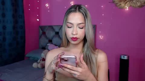 Snapshot of dione_sexyy chatting on December 2024 03:13:02 AM IG dionemontecarlo19 online show from December 2024 03:13:02 AM