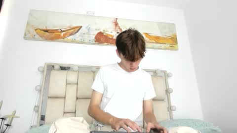 Snapshot of dioniso_69 chatting on September 2025 01:48:02 PM apollo online show from September 2025 01:48:02 PM