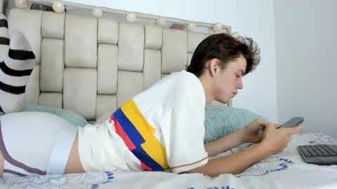 Snapshot of dioniso_69 chatting on October 2025 01:33:02 PM apollo online show from October 2025 01:33:02 PM