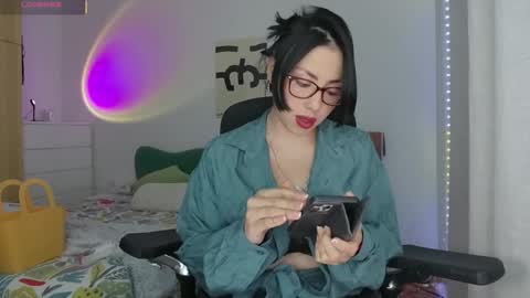 Snapshot of diosa_cadenas chatting on November 2025 07:19:01 PM Anglica A online show from November 2025 07:19:01 PM