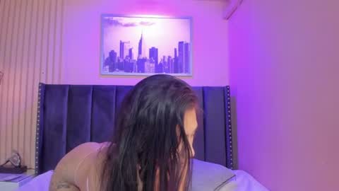 Snapshot of diosa_cristal chatting on July 2026 03:19:01 AM Cristal online show from July 2026 03:19:01 AM