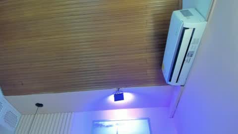 Snapshot of diosa_cristal chatting on July 2026 03:00:02 AM Cristal online show from July 2026 03:00:02 AM