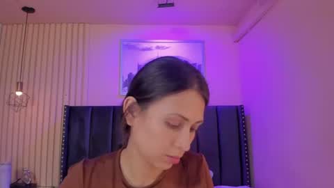Snapshot of diosa_cristal chatting on July 2026 02:17:02 AM Cristal online show from July 2026 02:17:02 AM