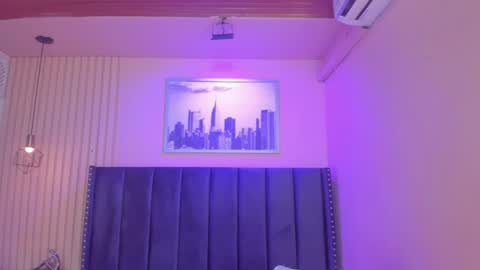 Snapshot of diosa_cristal chatting on July 2026 03:15:01 AM Cristal online show from July 2026 03:15:01 AM