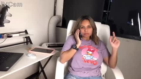 Snapshot of diosadeluniverso_ chatting on November 2025 10:21:02 PM diosadeluniverso_ online show from November 2025 10:21:02 PM