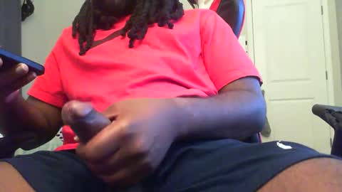 Snapshot of dirkbbc chatting on October 2025 08:24:02 AM dirkbbc online show from October 2025 08:24:02 AM