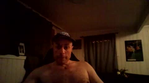 Snapshot of dirkdigglerofficial chatting on December 2025 12:52:02 AM dirkdigglerofficial online show from December 2025 12:52:02 AM
