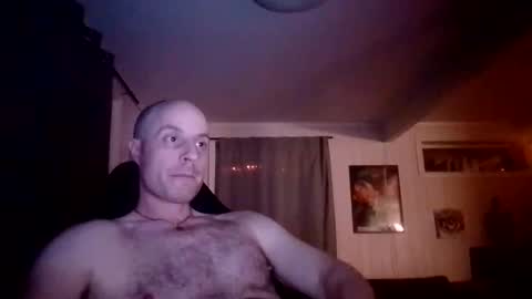 Snapshot of dirkdigglerofficial chatting on January 2026 04:48:02 AM dirkdigglerofficial online show from January 2026 04:48:02 AM