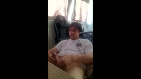 Snapshot of dirkdigglerofficial chatting on June 2026 05:49:02 AM dirkdigglerofficial online show from June 2026 05:49:02 AM