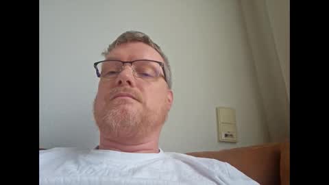 Snapshot of dirkkie1975 chatting on February 2026 11:53:01 AM dirkkie1975 online show from February 2026 11:53:01 AM