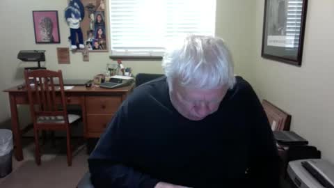 dirtrider195080438 online show from June 2026 12:58:02 PM