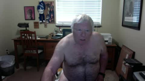 dirtrider195080438 online show from June 2026 07:49:01 PM
