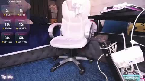 Snapshot of dirty_27cms chatting on December 2024 06:50:02 PM dirty_27cms online show from December 2024 06:50:02 PM