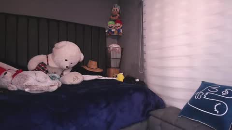 Snapshot of dirty_27cms chatting on January 2025 09:20:01 PM dirty_27cms online show from January 2025 09:20:01 PM