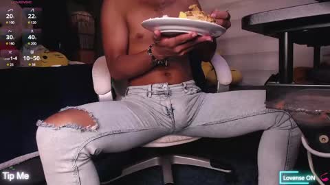 Snapshot of dirty_27cms chatting on February 2025 07:39:01 PM dirty_27cms online show from February 2025 07:39:01 PM