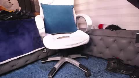 Snapshot of dirty_27cms chatting on February 2025 09:15:01 PM dirty_27cms online show from February 2025 09:15:01 PM