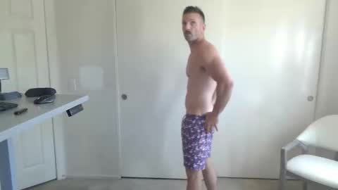 dirty_birdy_ online show from April 2026 06:35:02 PM