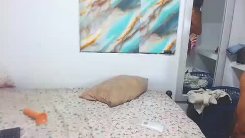 dirty_culona online show from May 2026 02:13:01 PM