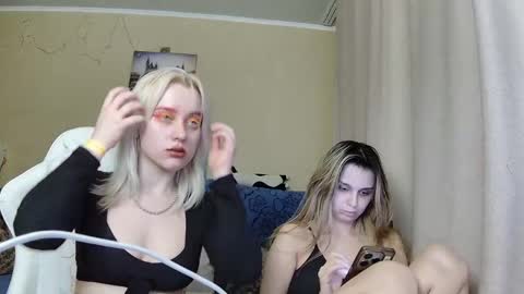 Snapshot of dirty_kiss69 chatting on April 2026 10:27:01 PM Dirty Kiss69 online show from April 2026 10:27:01 PM