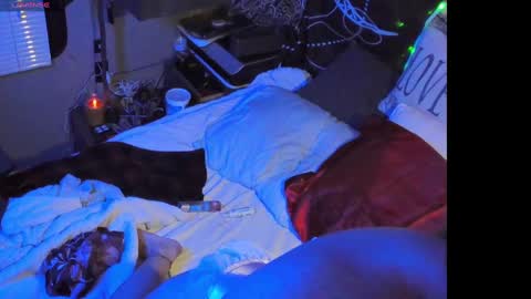 Snapshot of dirtyangel717 chatting on January 2025 07:04:01 AM DaddysDirtyAngel online show from January 2025 07:04:01 AM