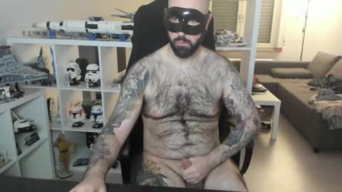 Snapshot of dirtybalws chatting on December 2024 12:12:01 AM Robert online show from December 2024 12:12:01 AM