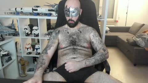 Snapshot of dirtybalws chatting on February 2025 12:30:01 AM Robert online show from February 2025 12:30:01 AM