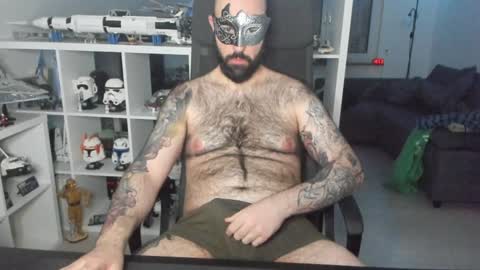 Snapshot of dirtybalws chatting on February 2025 06:01:01 PM Robert online show from February 2025 06:01:01 PM