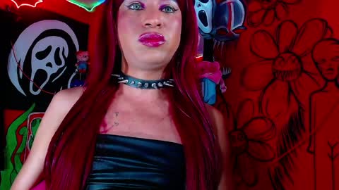 Snapshot of dirtydanezka chatting on April 2026 08:25:01 AM dirtydanezka online show from April 2026 08:25:01 AM