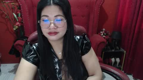 LatexQueen online show from December 2025 07:59:01 AM