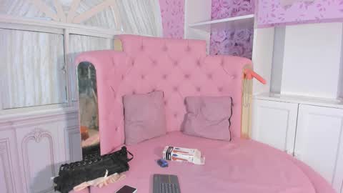 Snapshot of dirtymike69_ chatting on October 2025 07:32:01 PM Mike online show from October 2025 07:32:01 PM