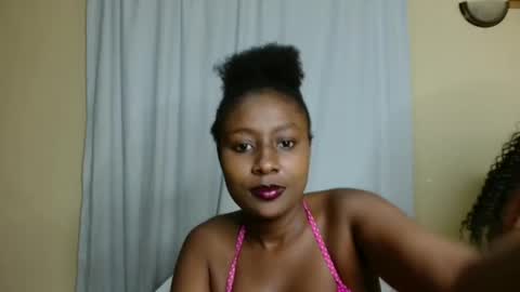 Snapshot of disah_002 chatting on October 2025 12:33:02 AM disah_002 online show from October 2025 12:33:02 AM