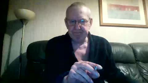 Snapshot of discovery63 chatting on December 2024 04:39:01 PM discovery63 online show from December 2024 04:39:01 PM