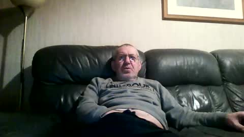 Snapshot of discovery63 chatting on February 2025 05:54:01 PM discovery63 online show from February 2025 05:54:01 PM