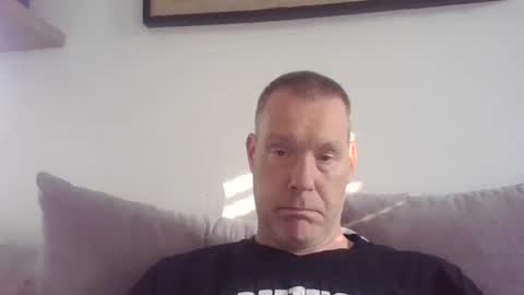 Snapshot of disney0988 chatting on September 2025 03:35:02 PM disney0988 online show from September 2025 03:35:02 PM