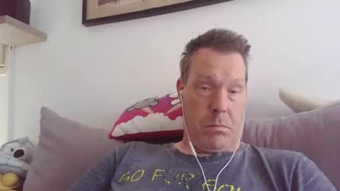 Snapshot of disney0988 chatting on May 2026 08:08:02 AM disney0988 online show from May 2026 08:08:02 AM