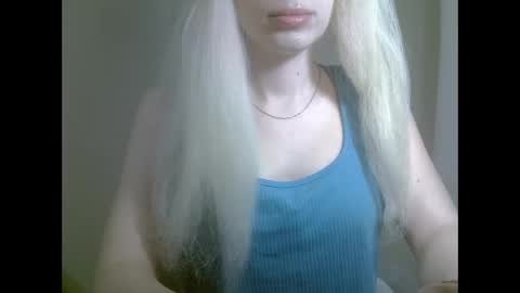 DitaMilton online show from September 2025 06:11:02 PM