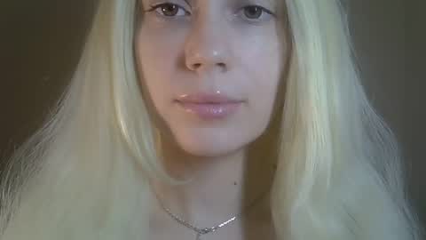 DitaMilton online show from May 2026 08:50:02 PM