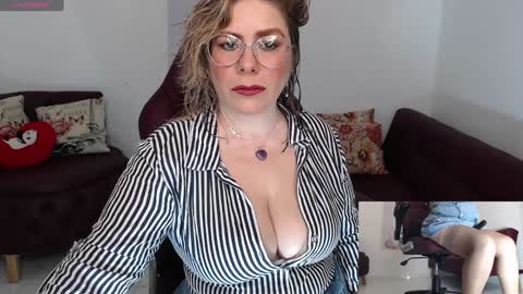 Diva online show from January 2025 10:37:02 PM