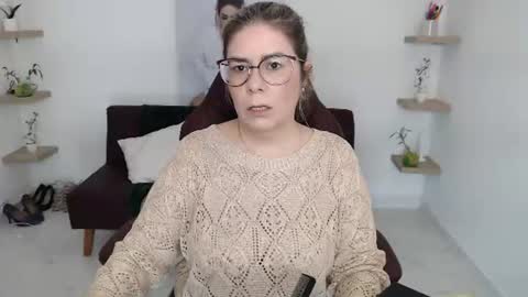 Diva online show from June 2026 03:03:01 PM