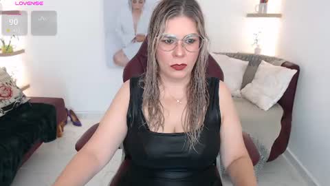 Diva online show from June 2026 08:19:01 PM