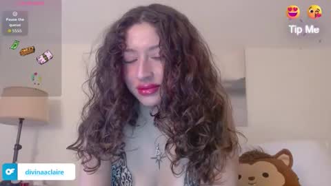 Divina Claire    online show from November 2025 10:30:01 PM