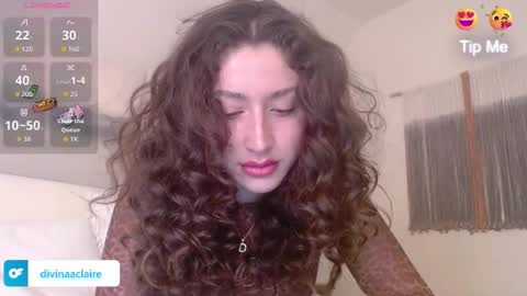 Divina Claire    online show from November 2025 03:17:01 AM