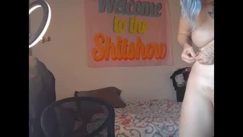 Snapshot of divinathedivine chatting on October 2025 12:49:02 AM divinathedivine online show from October 2025 12:49:02 AM