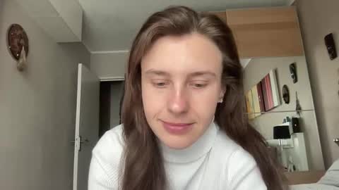 Snapshot of divine_beauty_girl chatting on January 2025 09:41:01 AM Valerie online show from January 2025 09:41:01 AM