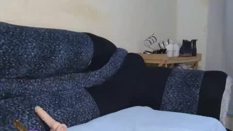 divineassgoddess online show from May 2026 12:17:01 AM