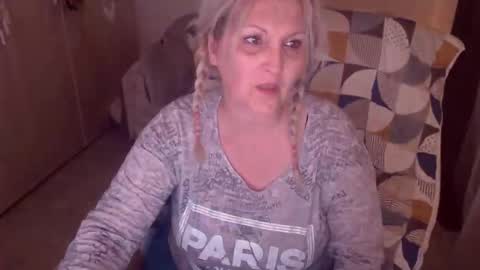 Snapshot of divineblond chatting on March 2026 12:28:02 AM Alexxa online show from March 2026 12:28:02 AM