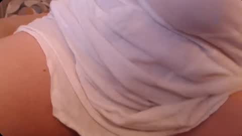 Snapshot of divineblond chatting on June 2026 11:47:01 PM Alexxa online show from June 2026 11:47:01 PM