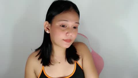 Snapshot of divinegoddness chatting on May 2026 06:28:02 PM Crystal mae online show from May 2026 06:28:02 PM