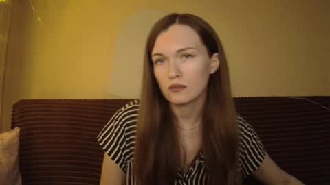 Snapshot of dixiemiller chatting on December 2024 05:21:01 PM Dixiemiller online show from December 2024 05:21:01 PM