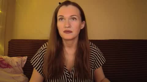 Snapshot of dixiemiller chatting on December 2024 02:41:01 AM Dixiemiller online show from December 2024 02:41:01 AM